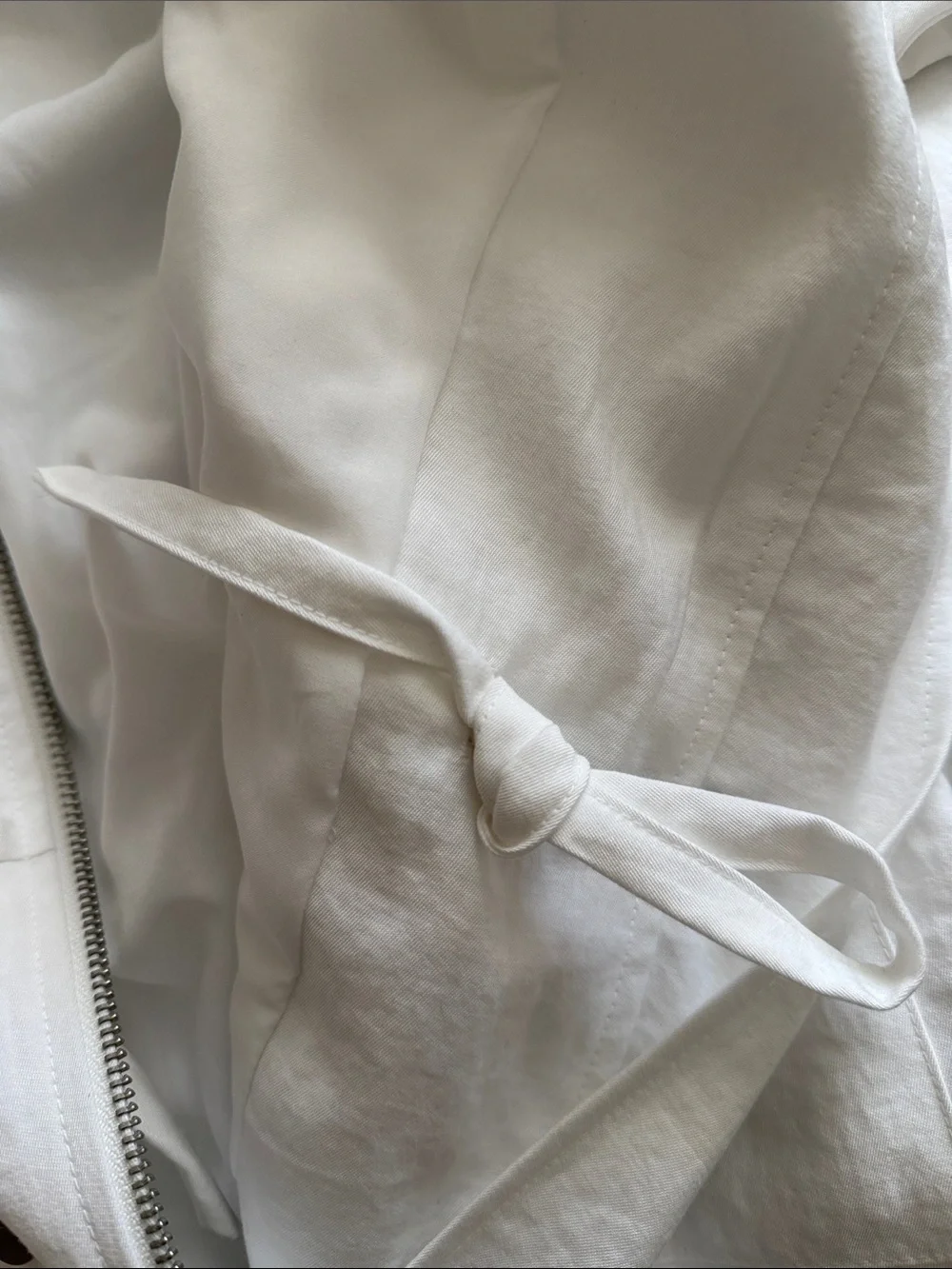 Simply Vera Wang White Cinched Waist Funnel Neck Jacket S
